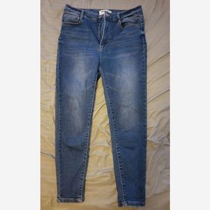 Blue skinny jeans